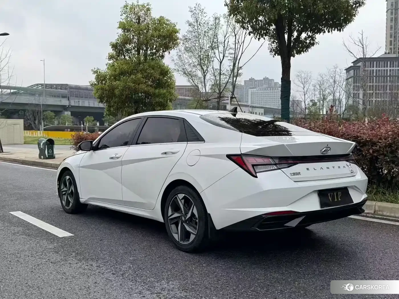 Hyundai Elantra id 4669392 из Китая 9