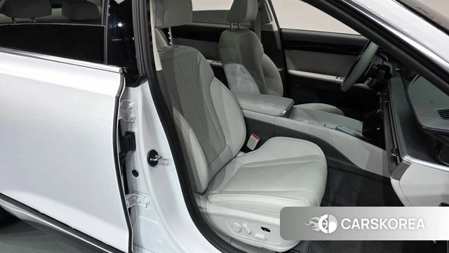 Hyundai Grandeur (GN7) id 3805275 из Кореи 19