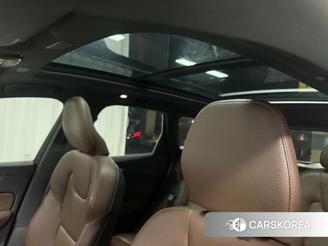 Volvo XC60 id 4208507 из Китая 19