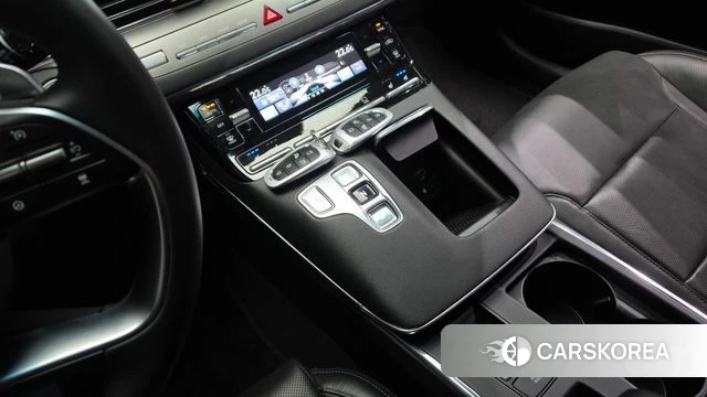 Hyundai The New Grandeur IG Hybrid id 4293077 из Кореи 19