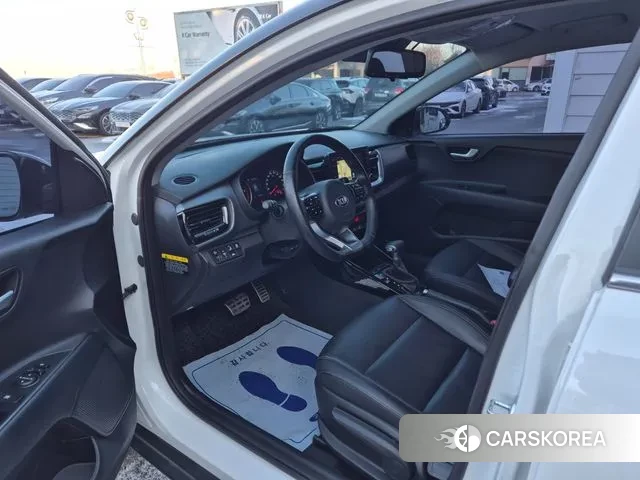 Kia Stonic id 3737219 из Кореи 14