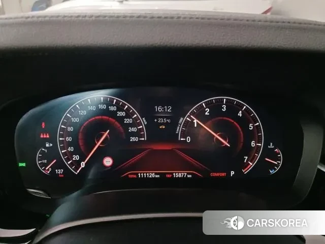 BMW 5 Series (G30) id 3243811 из Кореи 19