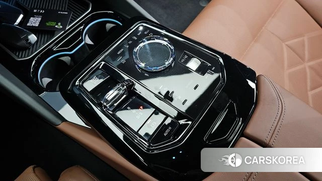 BMW 5 Series (G60) id 3837938 из Кореи 19