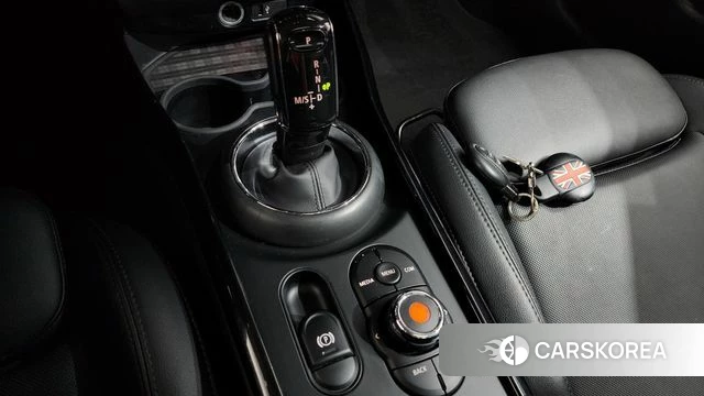 Mini Cooper Clubman id 3954243 из Кореи 19