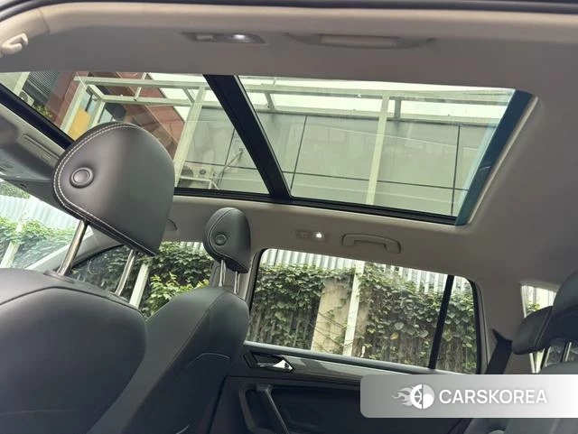 Volkswagen Tiguan L id 4215588 из Китая 17