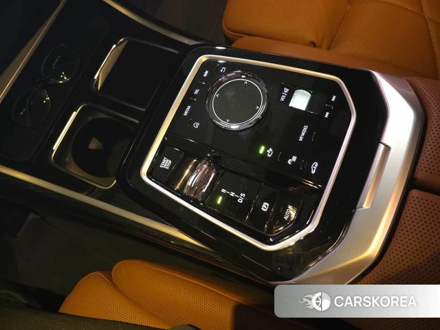 BMW 7 Series (G70) id 4392464 из Кореи 19