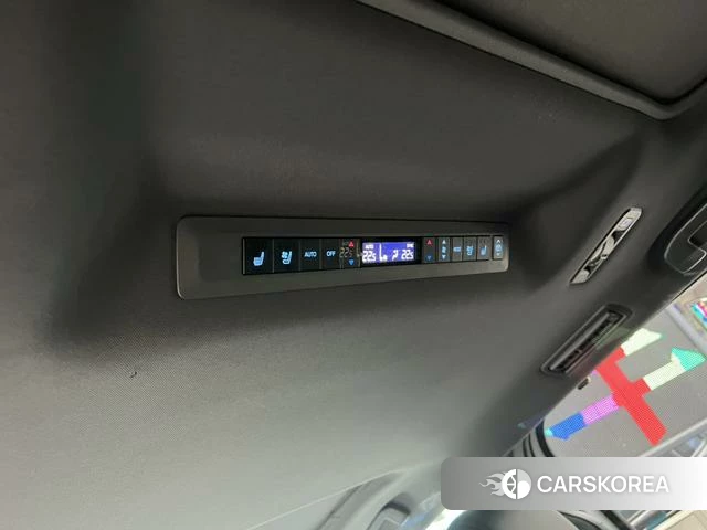 Toyota Saina id 4297947 из Китая 10