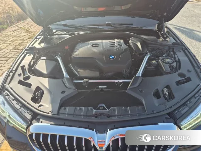 BMW 5 Series (G30) id 3360336 из Кореи 18