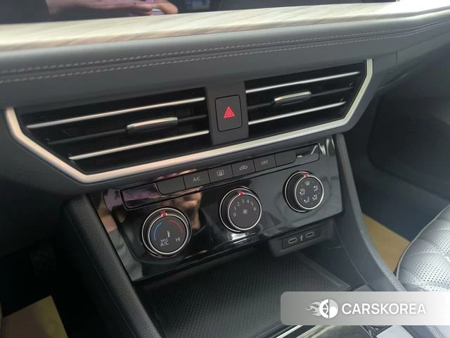 Volkswagen Sagitar id 4301559 из Китая 13