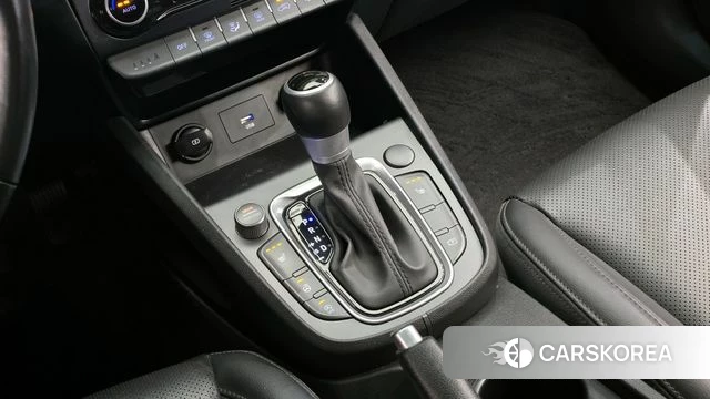 Hyundai The New Kona id 4283786 из Кореи 19