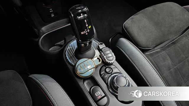 Mini Cooper S id 4302868 из Кореи 33