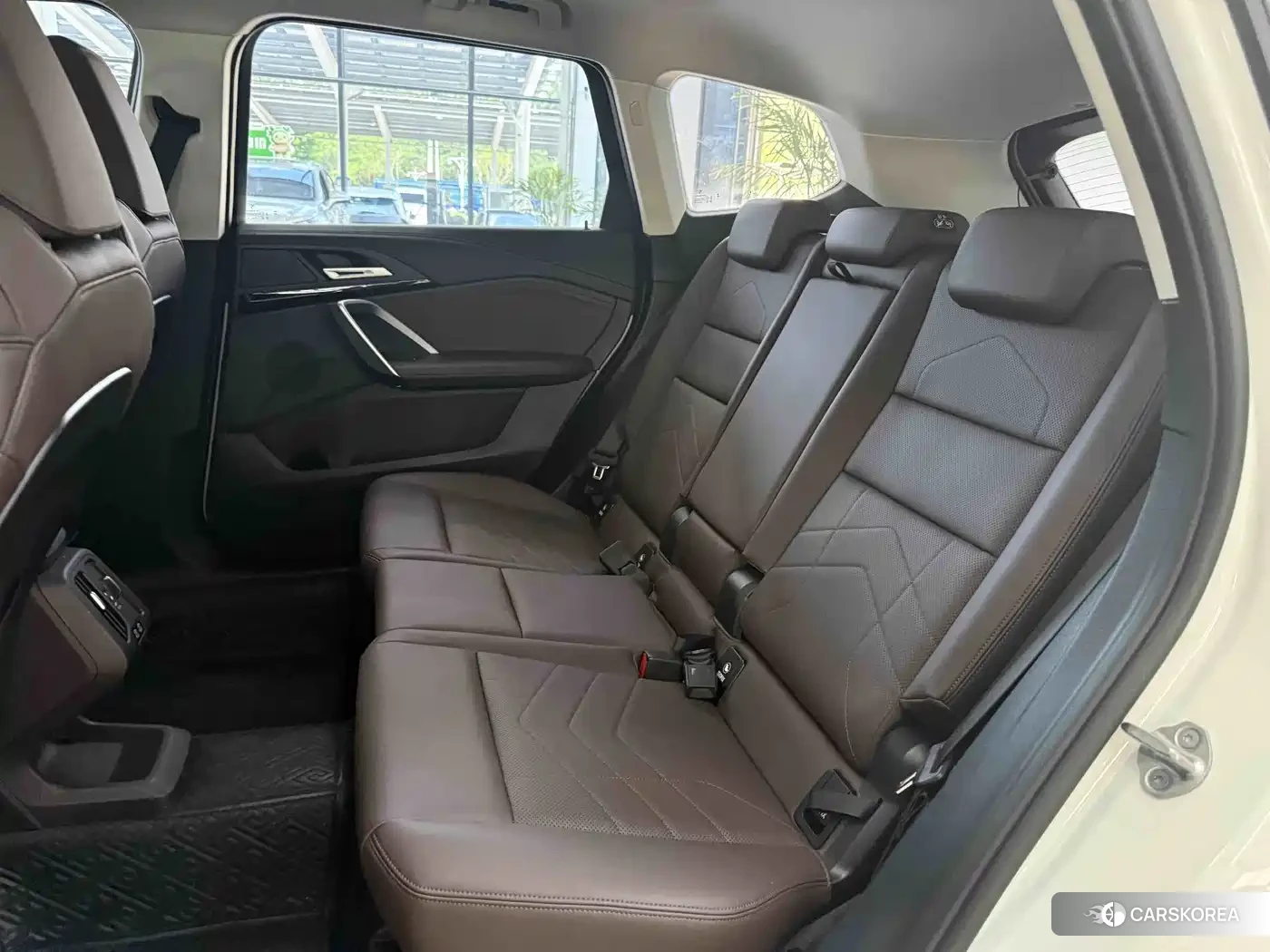 BMW X1 id 4659706 из Китая 20