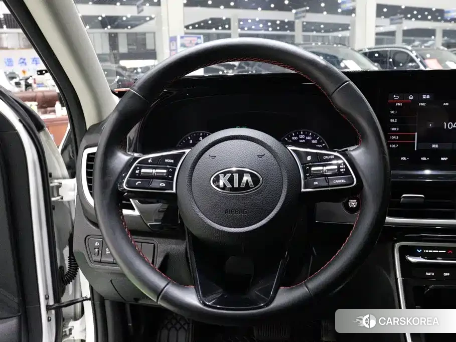 Kia KX3 id 4664456 из Китая 22