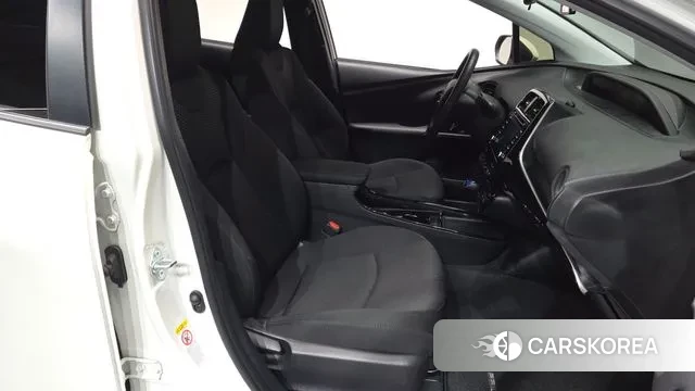 Toyota Prius 4th Generation id 3728092 из Кореи 19