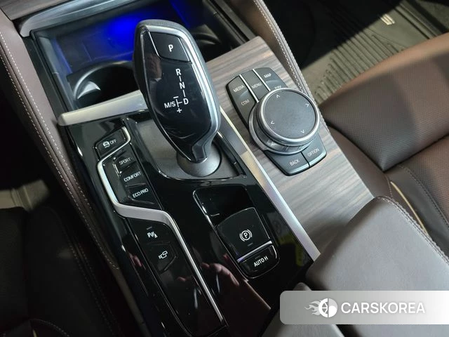 BMW 5 Series (G30) id 3833581 из Кореи 19