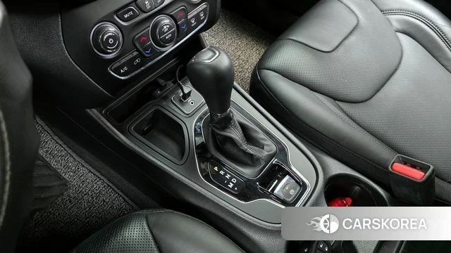 Jeep Cherokee (KL) id 3813565 из Кореи 19