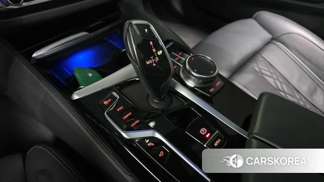BMW 5 Series (G30) id 4730466 из Кореи 19