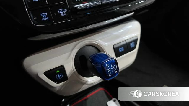 Toyota Prius 4th Generation id 4865620 из Кореи 19