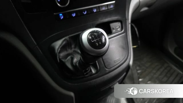 Hyundai The New Grand Starex id 4845877 из Кореи 29