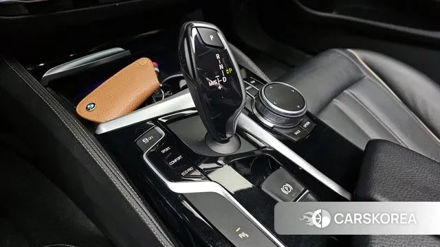 BMW 5 Series (G30) id 3742718 из Кореи 19