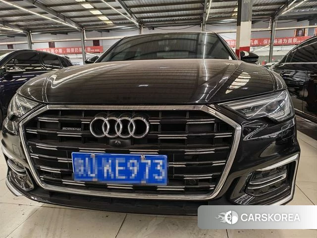 Audi A6L id 4271694 из Китая 9