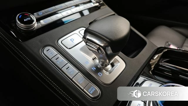 Genesis G90 id 4294317 из Кореи 19