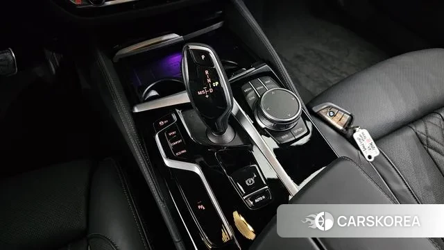 BMW 5 Series (G30) id 3037069 из Кореи 19