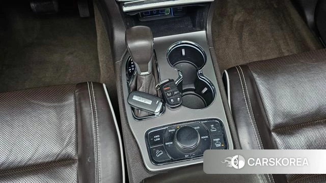 Jeep Grand Cherokee id 4203580 из Кореи 30