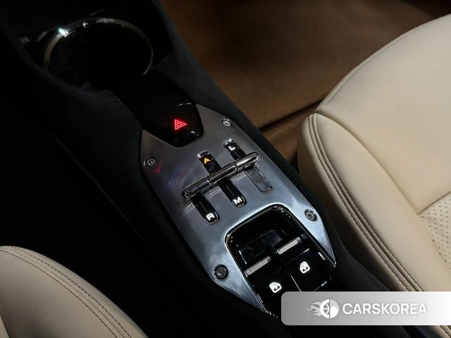Ferrari 296 GTB id 4752945 из Кореи 19