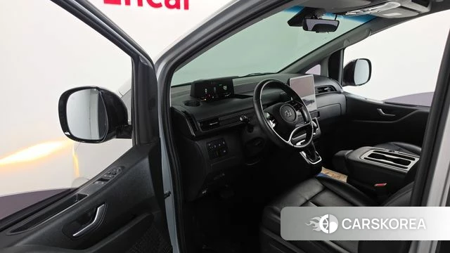 Hyundai Staria id 4687396 из Кореи 31