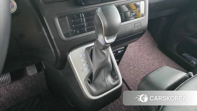 Hyundai Staria id 4555405 из Кореи 32