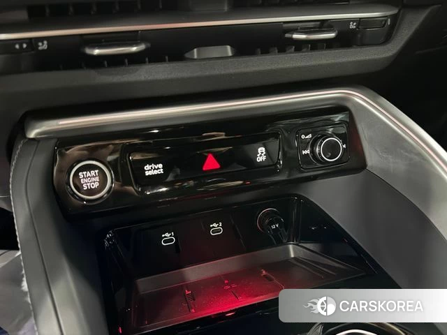 Audi Q5 (80A) id 3786047 из Кореи 14