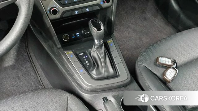 Hyundai Avante AD id 4345848 из Кореи 19