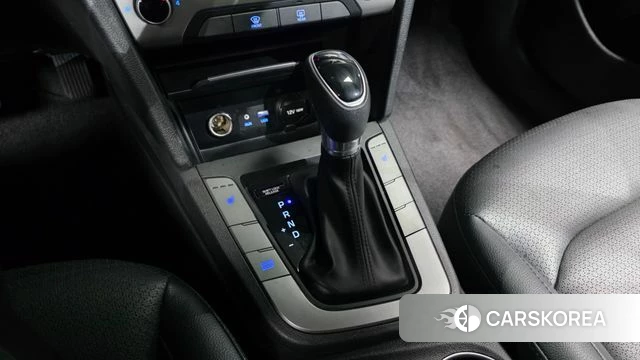 Hyundai Avante AD id 4587544 из Кореи 32