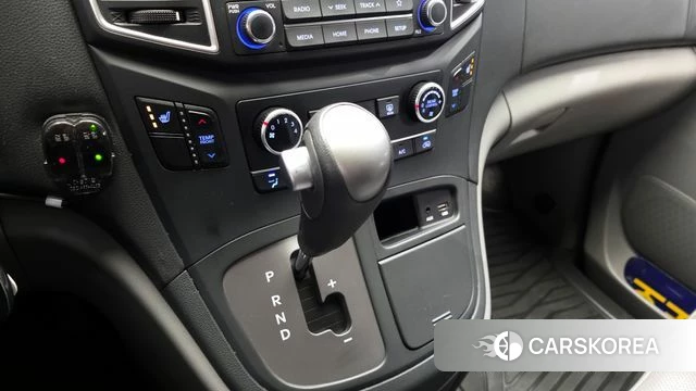 Hyundai The New Grand Starex id 3866783 из Кореи 19