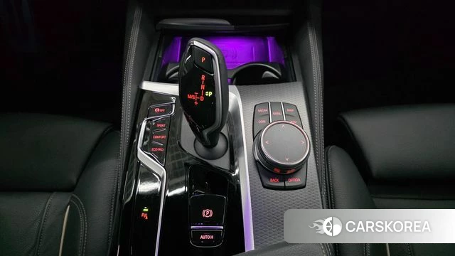 BMW 5 Series (G30) id 3953526 из Кореи 18