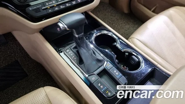 Kia The New Carnival id 2876842 из Кореи 19