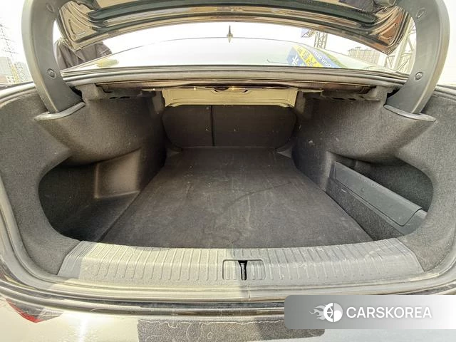 Volkswagen Passat id 4263878 из Китая 15