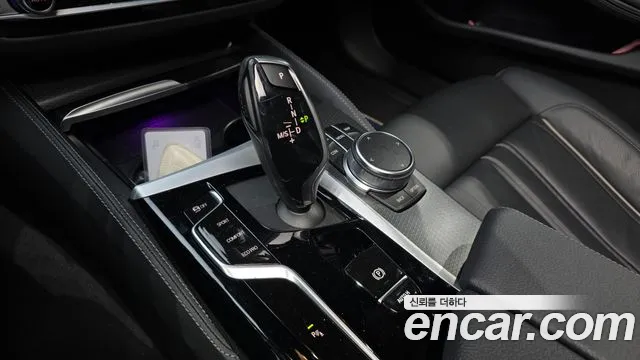 BMW 5 Series (G30) id 2782624 из Кореи 19