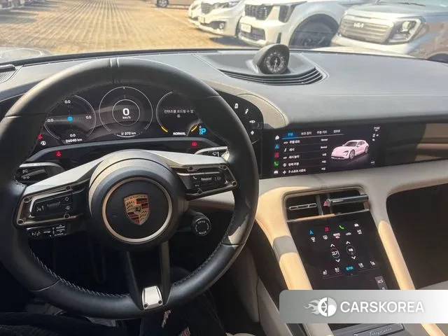 Porsche Taycan id 3776189 из Кореи 15