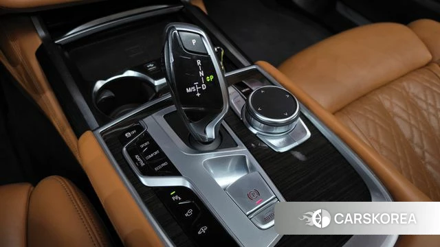 BMW 7 Series (G11) id 4698259 из Кореи 36