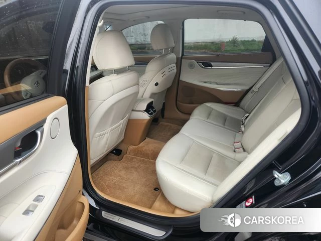 Hyundai The New Grandeur IG id 3860699 из Кореи 19