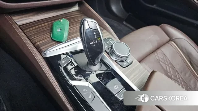 BMW 5 Series (G30) id 3563332 из Кореи 19