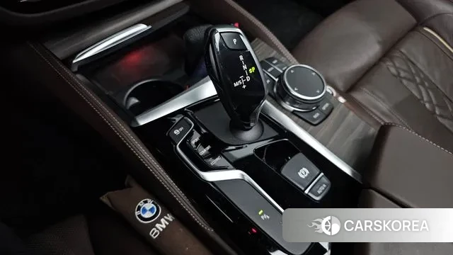 BMW 5 Series (G30) id 3622192 из Кореи 19