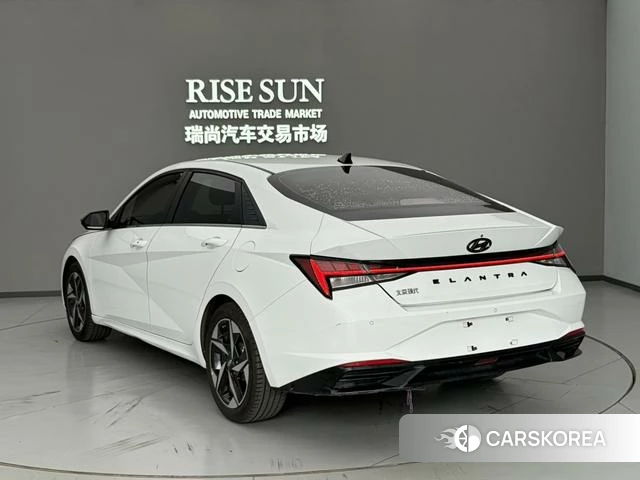 Hyundai Elantra id 4328897 из Китая 13