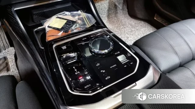 BMW 7 Series (G70) id 3426107 из Кореи 19