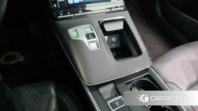 Hyundai The New Grandeur IG Hybrid id 4303575 из Кореи 38