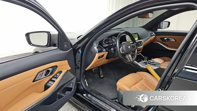 BMW 3 Series (G20) id 4609482 из Кореи 30