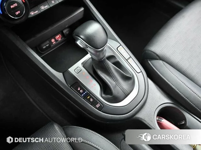 Kia Come New K3 id 4638062 из Кореи 19