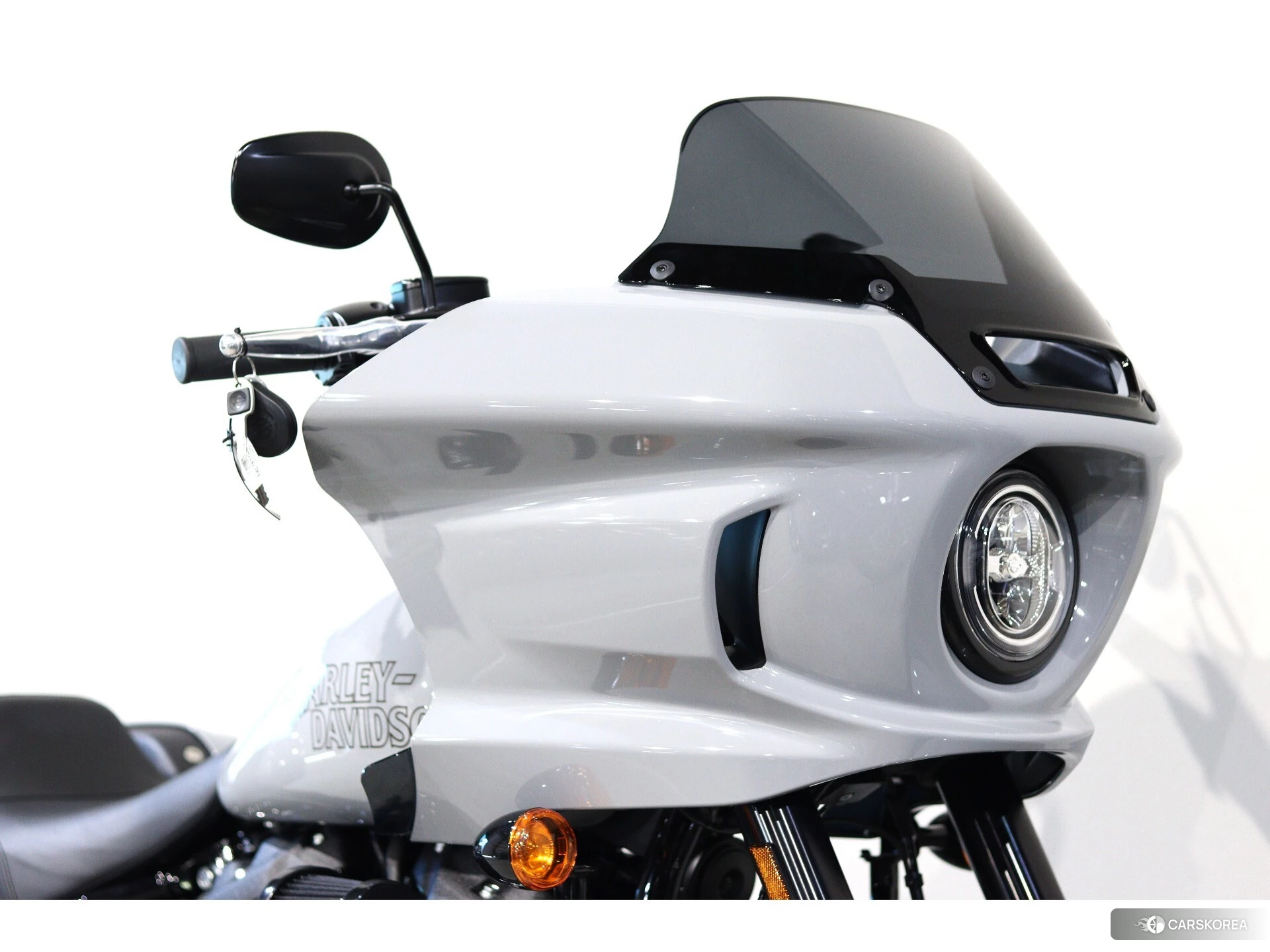 Harley-Davidson Softail Low Rider ST FXLRST1920 id 4374378 из Японии 9